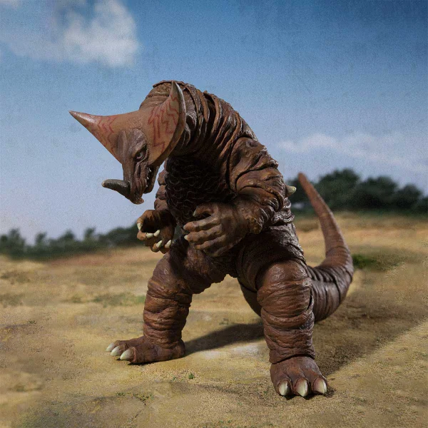 TAMASHII NATIONS Gomora - Ultraman