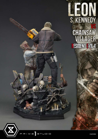 Ultimate Premium Masterline Resident Evil 4 Leon S. Kennedy versus Chainsaw Villager 80