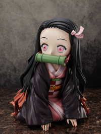 Demon Slayer: Kimetsu no Yaiba - Nezuko in a Box - Big Size Figure 5