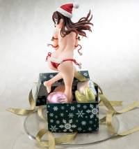 1/6 scaled pre-painted figure of “Rent-A-Girlfriend” MIZUHARA Chizuru in a Santa Claus bikini de fluffy figure 12