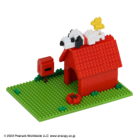 Snoopy House 1