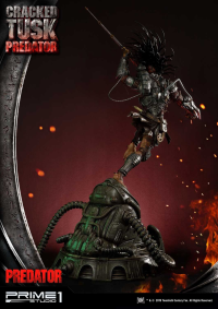 Premium Masterline Predator (Comics) Cracked Tusk Predator 19