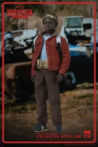 threezero Stranger Things - 1/6 Lucas Sinclair - Stranger Things - photo 1
