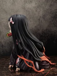 FuRyu Demon Slayer: Kimetsu no Yaiba - Nezuko in a Box - Big Size Figure - Demon Slayer: Kimetsu no Yaiba - photo 8