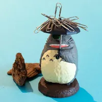 Benelic Totoro Holding Umbrella Paper Clip Holder - Studio Ghibli - photo 1