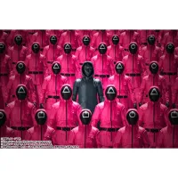 TAMASHII NATIONS Masked Worker/Masked Manager Netflix Squid Game, Bandai Spirits S.H.Figuarts - Squid Game - photo 6
