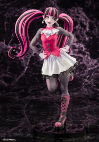 MONSTER HIGH™ Draculaura™ BISHOUJO STATUE 6