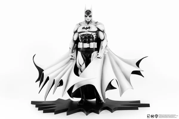 PureArts SDCC 2024 DC HEROES : Batman B&W PX PVC 1/8 Statue - DC Comics