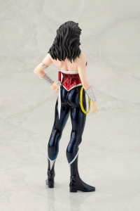 ArtFX+ Statue - Wonder Woman New52 6
