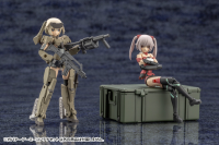 ARMY CONTAINER SET 19