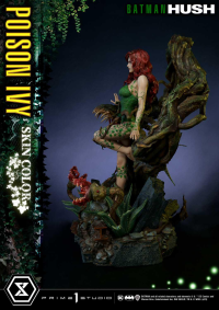 Museum Masterline Batman: Hush (Comics) Poison Ivy Skin Color 18