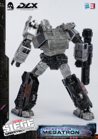 Transformers: War for Cybertron Trilogy - DLX Megatron 7