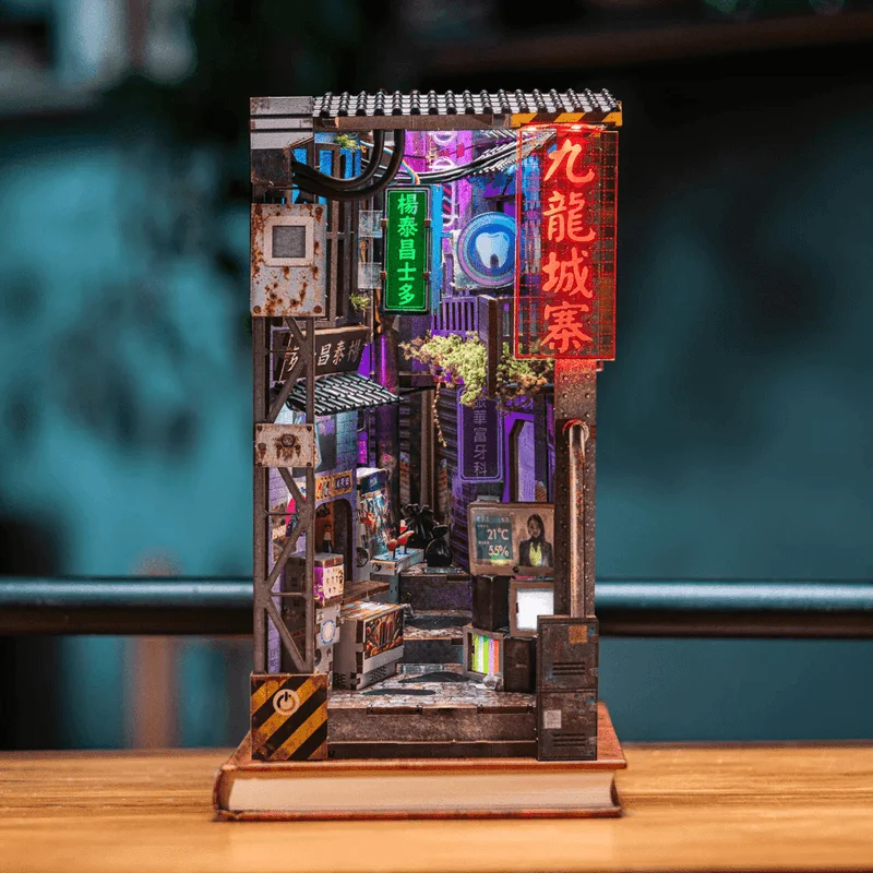 ANAVRIN Kowloon Walled City 2049 Book Nook Kit - Art & Display