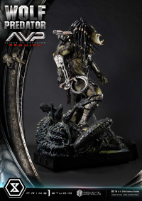 Real Elite Masterline Aliens vs. Predator: Requiem Wolf Predator 40