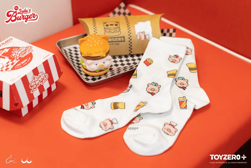 TOYZEROPLUS LuLu The Piggy Burger - White socks - LuLu The Piggy