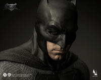 INART – Batman v Superman: Dawn of Justice - Batman 1/6 Collectible Figure 8