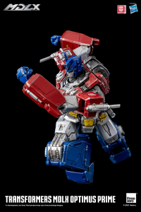 Transformers - MDLX Optimus Prime 8