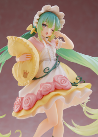 Hatsune Miku Wonderland Figure - Sleeping Beauty 4