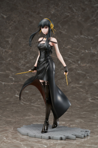 SPY×FAMILY Yor Forger 1/7 Scale Figure 4