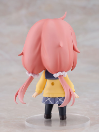 Nendoroid Nadeshiko Kagamihara: School Uniform Ver. 4