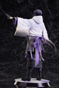 NIJISANJI Kenmochi Toya 1/7 Complete Figure 9