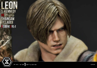 Ultimate Premium Masterline Resident Evil 4 Leon S. Kennedy versus Chainsaw Villager 17