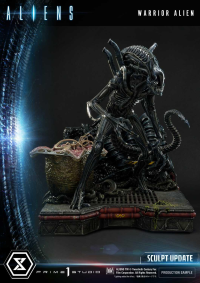 Premium Masterline Aliens (Comics) Warrior Alien DX Bonus Version 29