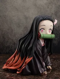 FuRyu Demon Slayer: Kimetsu no Yaiba - Nezuko in a Box - Big Size Figure - Demon Slayer: Kimetsu no Yaiba - photo 3