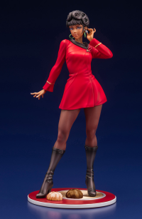 STAR TREK OPERATION OFFICER UHURA BISHOUJO STATUE 6