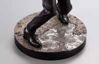 BATMAN: THE KILLING JOKE THE JOKER ARTFX STATUE 5