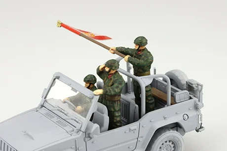 Fujimi [Mi-25] 1/72 JGSDF Staff (for Car/Tank1) - Kit Accessories