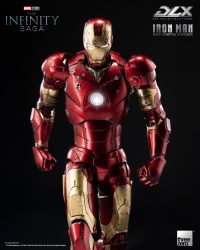 Marvel Studios: The Infinity Saga DLX Iron Man Mark 3 (Battle Damaged) 2