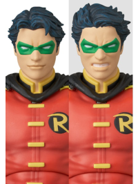 MAFEX ROBIN (BATMAN: HUSH Ver.) 6