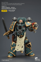 Sons of Horus Maloghurst the Twisted, the Warmaster's Equerry with Legion Standard and Banestrike Bolter 21