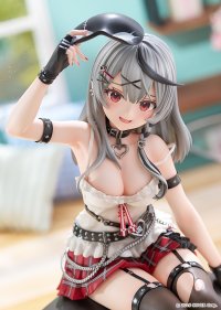 Sakamata Chloe 5