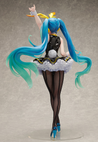 Hatsune Miku: My Dear Bunny Ver.(re-run) 7