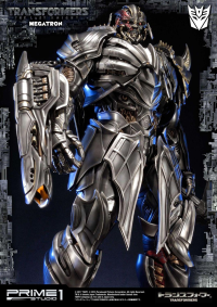 Museum Masterline Transformers: The Last Knight (Film) Megatron 6