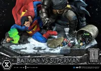 Prime 1 Studio Ultimate Diorama Masterline Batman:The Dark Knight Returns (Comics) Batman versus Superman DX Bonus Version - DC Comics - photo 3