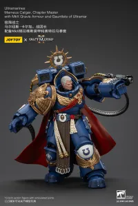 JOYTOY Ultramarines Marneus Calgar, Chapter Master with MKX Gravis Armour and Gauntlets of Ultramar - Warhammer 40K - photo 3