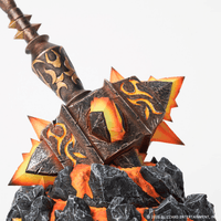 World of Warcraft® Sulfuras, Hand of Ragnaros Collector's Edition Replica 3