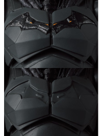 MAFEX THE BATMAN 6