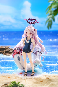 Hina (Swimsuit) 7