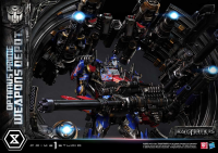 Museum Masterline Transformers: Dark of the Moon (Film) Optimus Prime Weapons Depot 3