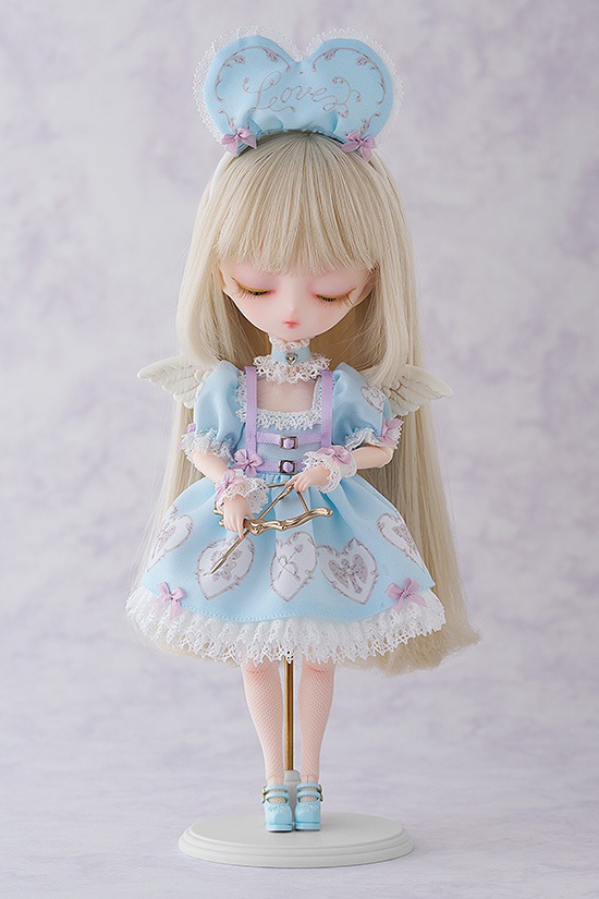 Harmonia bloom Seasonal Doll petale