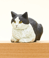 AIP mio hashimoto Cat sculpture (Box of 12) 6