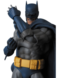 MAFEX BATMAN (HUSH) 9