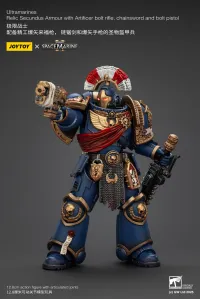 JOYTOY Ultramarines Relic Secundus Armour with Artificer bolt rifle, chainsword and bolt pistol - Warhammer 40K - photo 7
