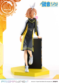 PRISMA WING Piapro Characters Kagamine Rin "Art by lack" 1/7 Scale Pre-Painted Figure 37