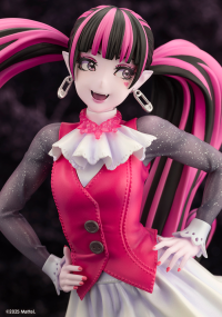 MONSTER HIGH™ Draculaura™ BISHOUJO STATUE 9
