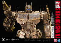 Premium Masterline Transformers: Generation 1 Optimus Prime Antique Gold Version 17
